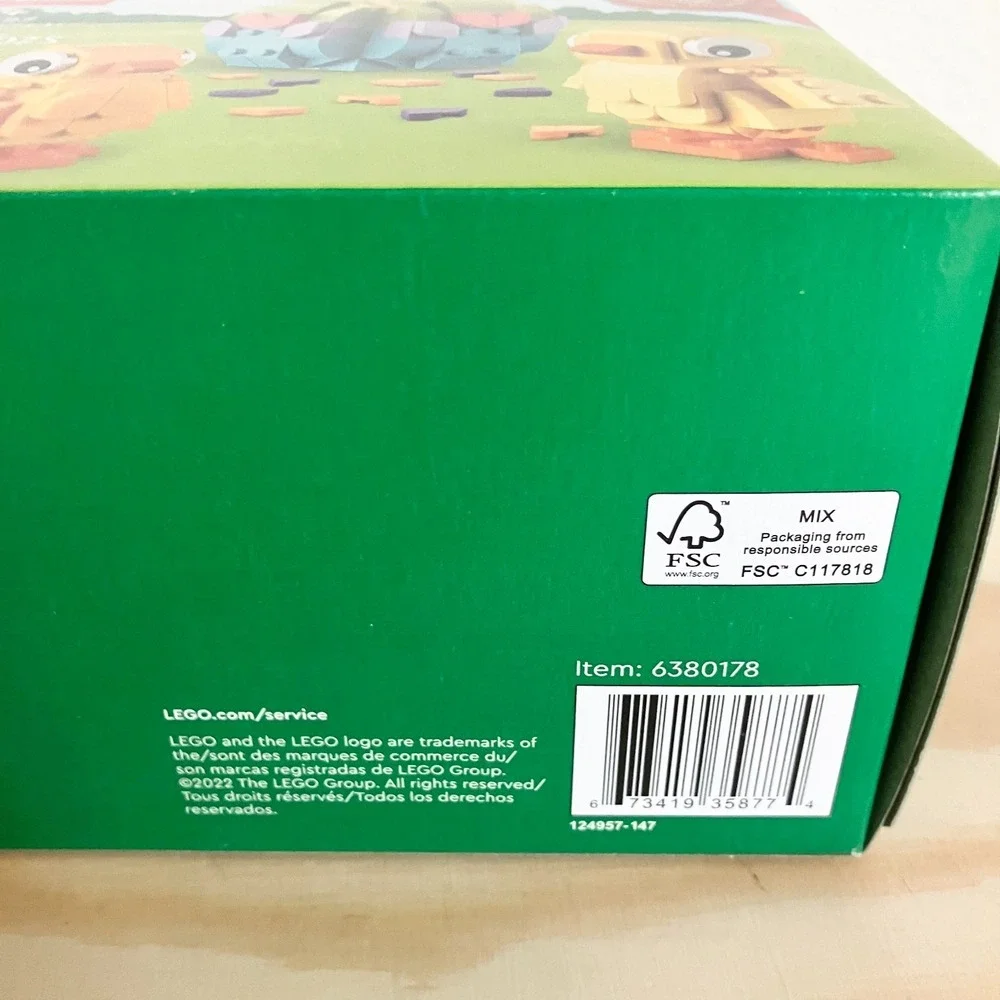 LEGO Seasonal: Easter Chicks (40527) Brand New - Picture 7 of 7